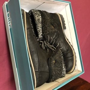 Ladies winter boots